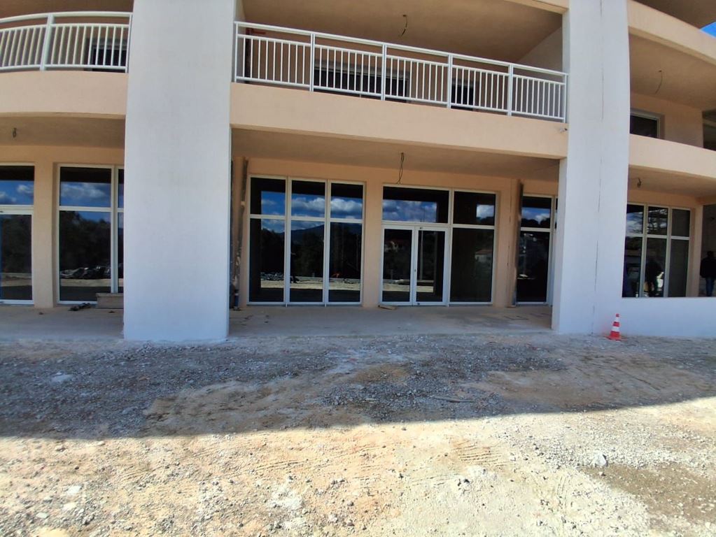 Appartement Local commercial ALATA 239000€ AS PATRIMOINE Appartement Local commercial ALATA 239000€ AS PATRIMOINE